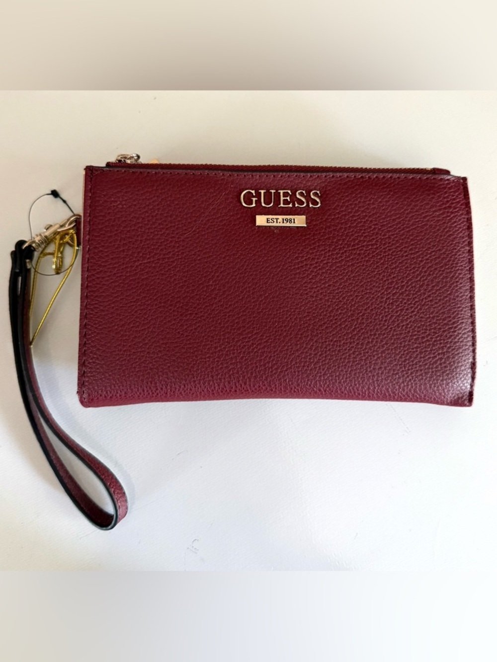 GUESS EST 1981 LAUREL DOUBLE ZIP WALLET W/REM WRISTLET STRAP NWOT